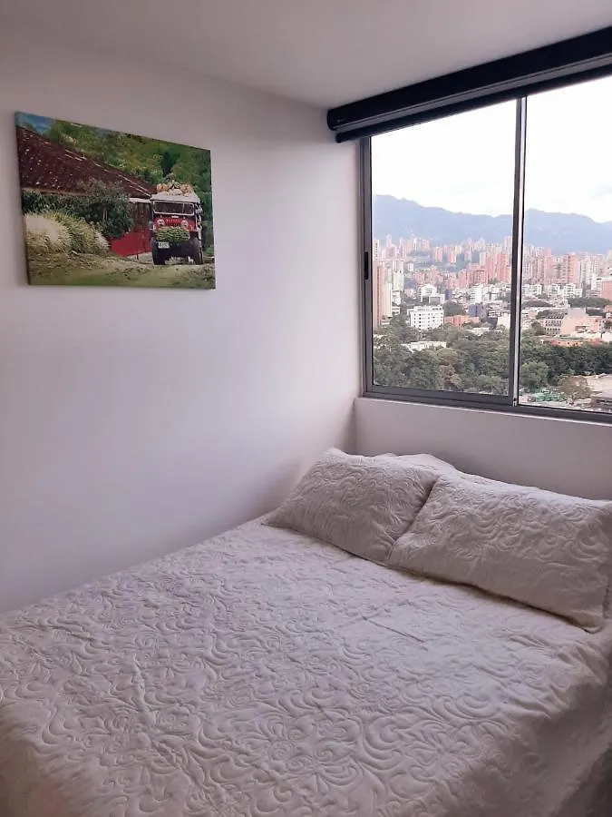 홈스테이 Habitacion Privada En Hermoso Apartamento En El Poblado-Ciudad Del Rio 메딜린
