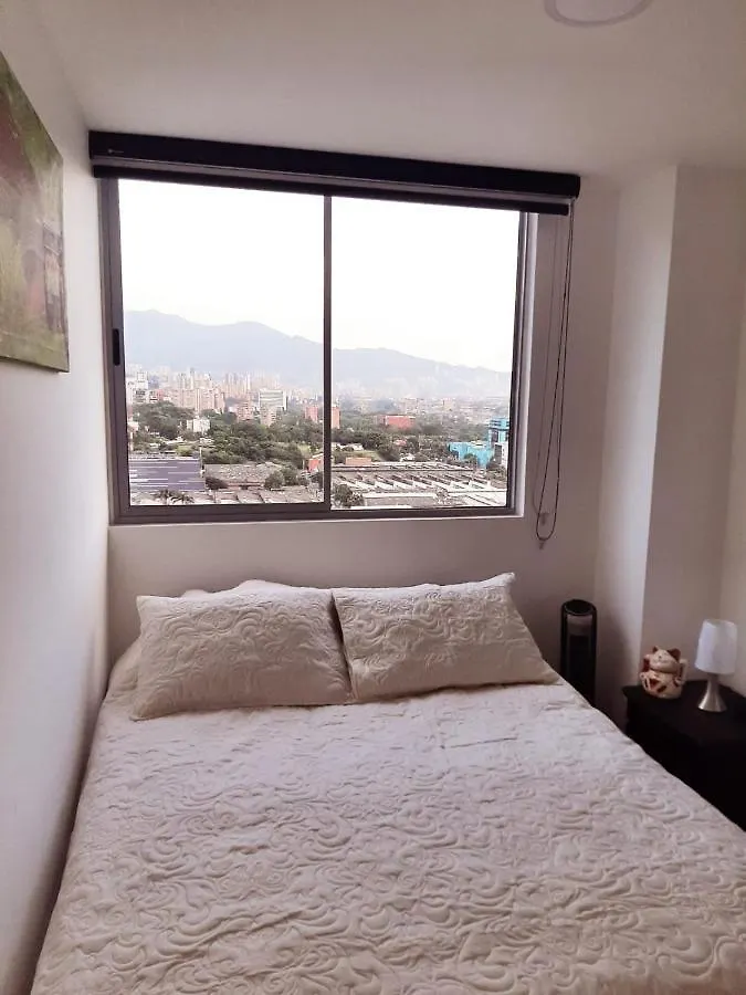 Habitacion Privada En Hermoso Apartamento En El Poblado-Ciudad Del Rio 메딜린